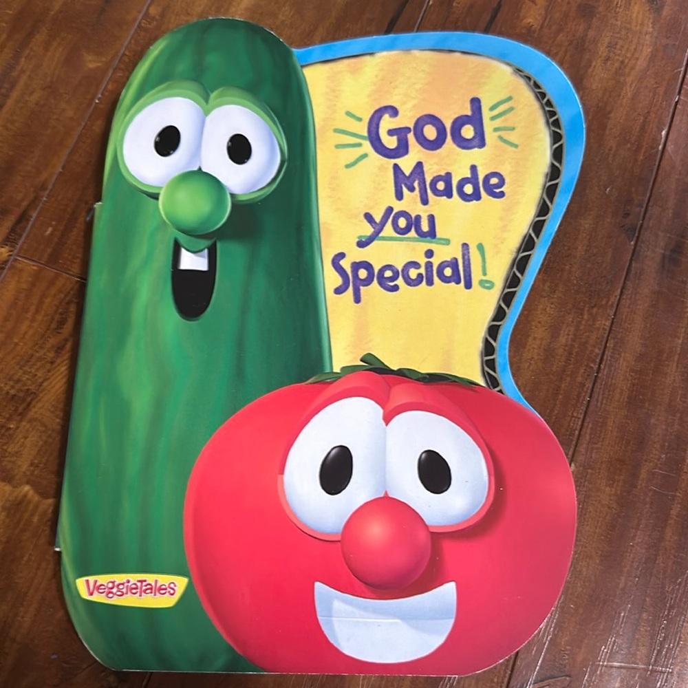 Veggie Tales God Made You Special‎ large board book